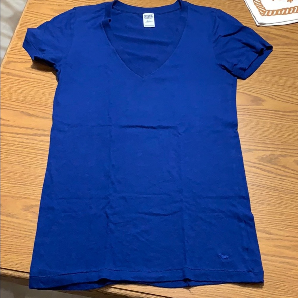 VS Pink V-Neck Tee